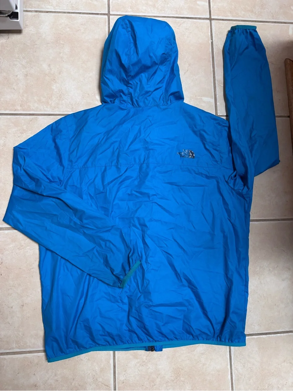 The North Face Men’s Blue Hooded Windbreaker Jacket
